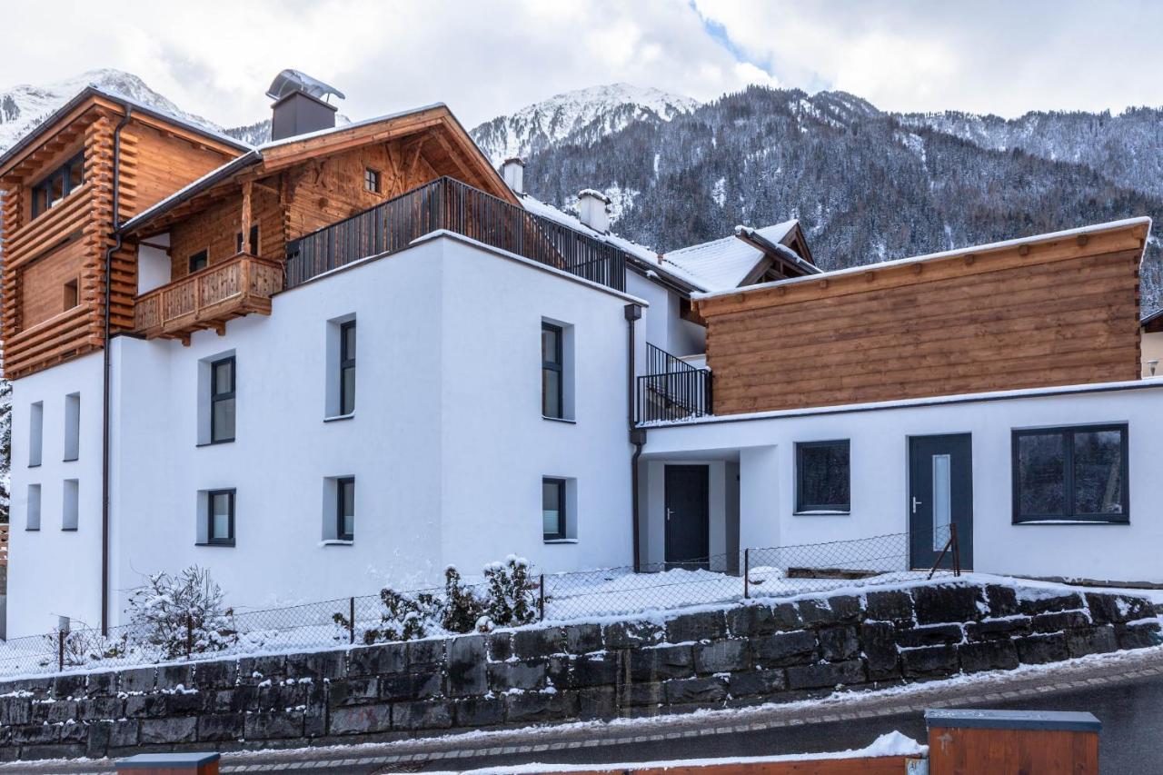 Schneggnheisl Panoramaappartements Sautens Exterior photo